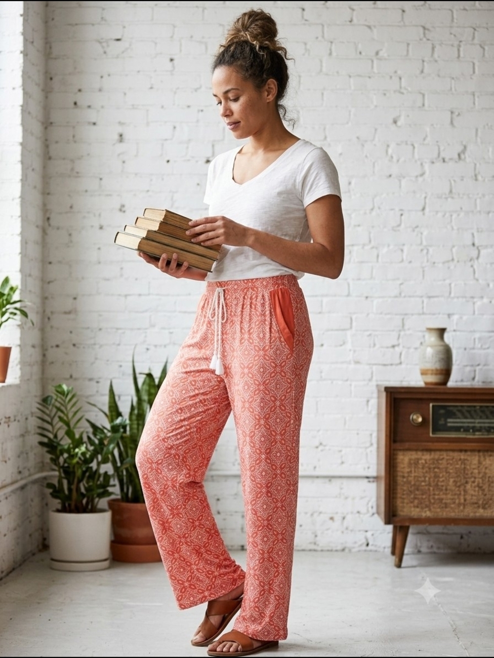Emily & Jane Women's Coral Printed Drawstring Lounge Pants